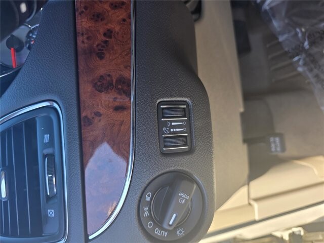 2016 Chrysler Town & Country in Mesa, AZ 85212 - 18117497 43