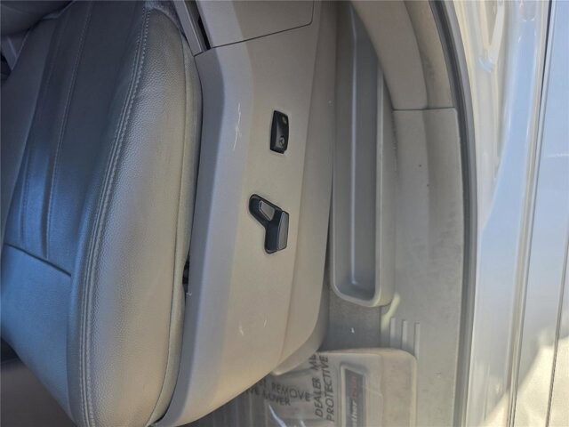 2016 Chrysler Town & Country in Mesa, AZ 85212 - 18117497 41