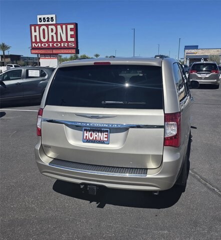 2016 Chrysler Town & Country in Mesa, AZ 85212 - 18117497 5