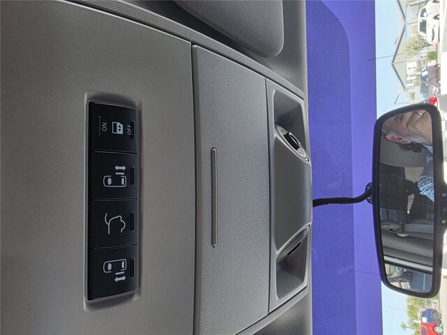 2016 Chrysler Town & Country in Mesa, AZ 85212 - 18117497 23