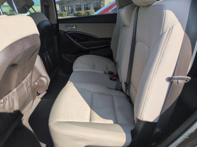 2017 Hyundai Santa Fe in North Little Rock, AR 72117-1620 - 18117501 4