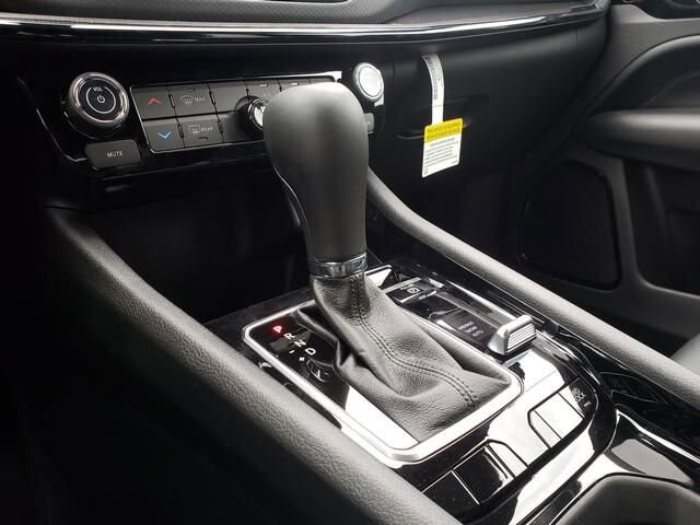 2026 Jeep Compass in Bedford, OH 44146 - 18117502 11