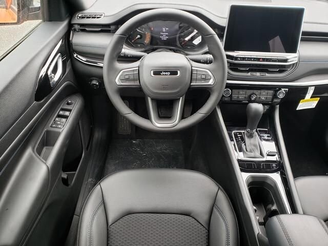 2026 Jeep Compass in Bedford, OH 44146 - 18117502 9