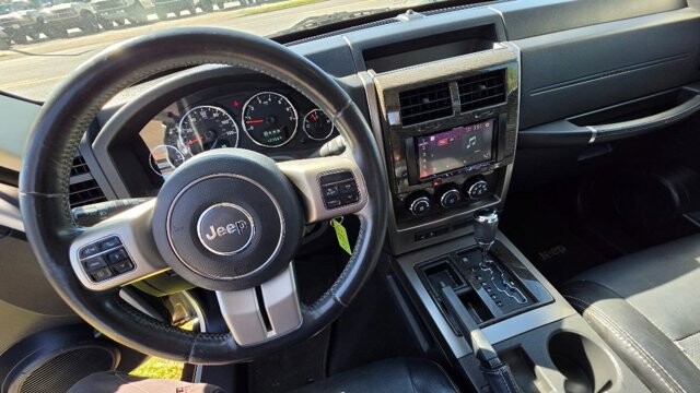 2012 Jeep Liberty in Cartersville, GA 30120 - 18117524 10