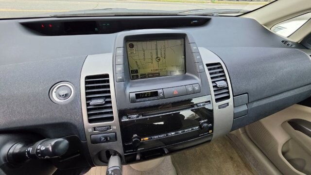 2008 Toyota Prius in Cartersville, GA 30120 - 18117525 9