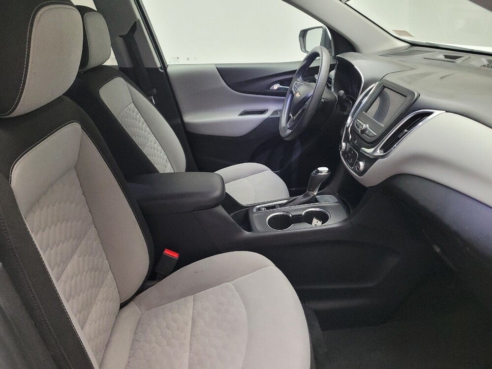 2020 Chevrolet Equinox in Montclair, CA 91763 - 18117527 21