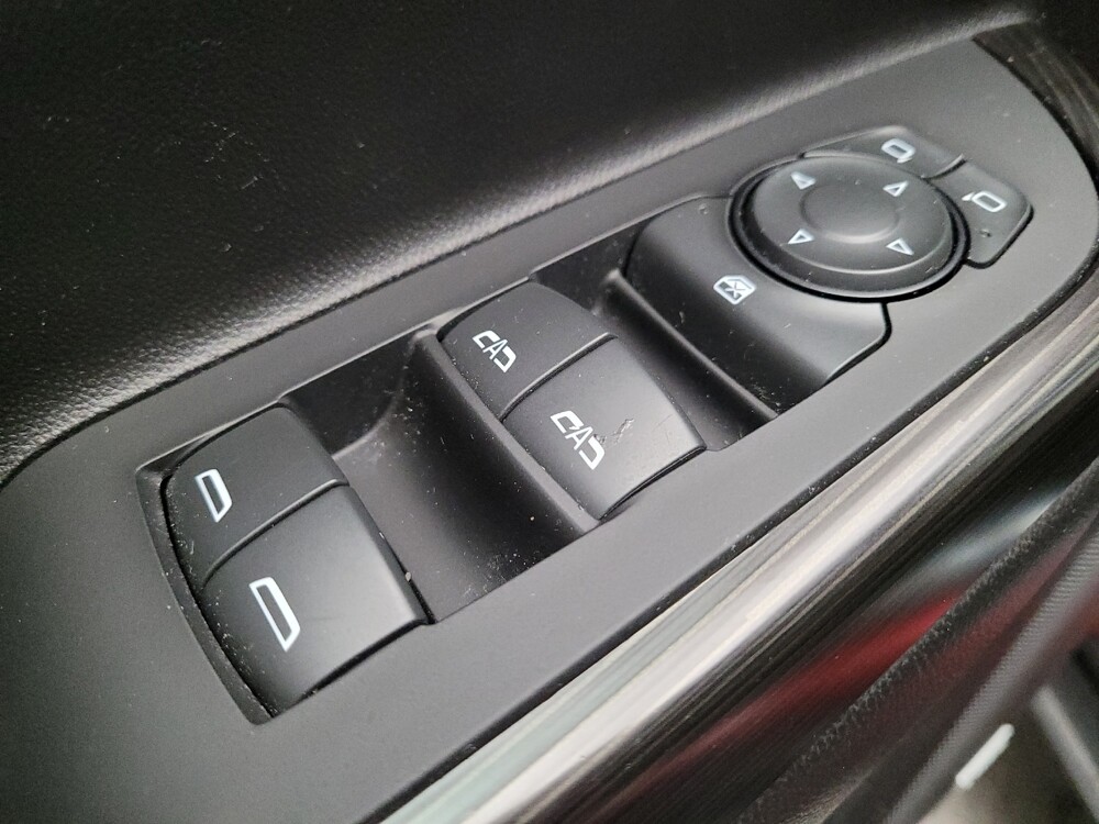 2023 GMC Acadia in Riverside, CA 92504 - 18117533 27