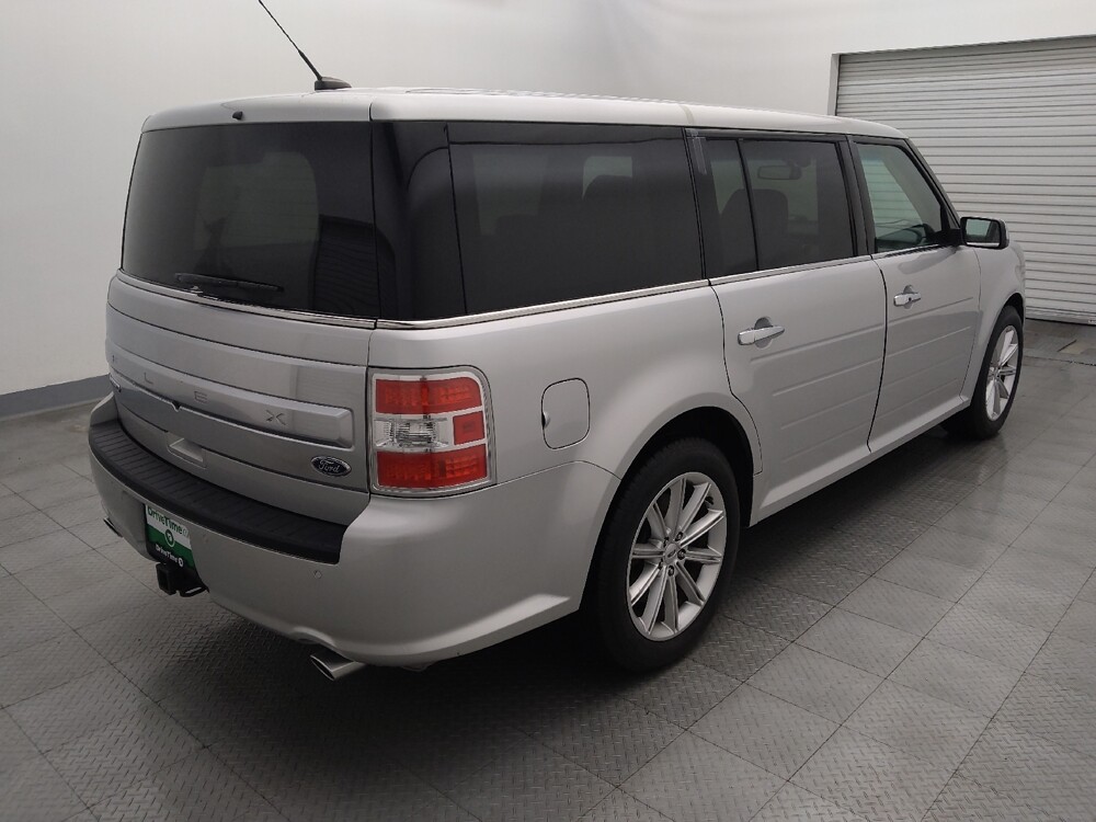 2019 Ford Flex in Houston, TX 77034 - 18117536 9