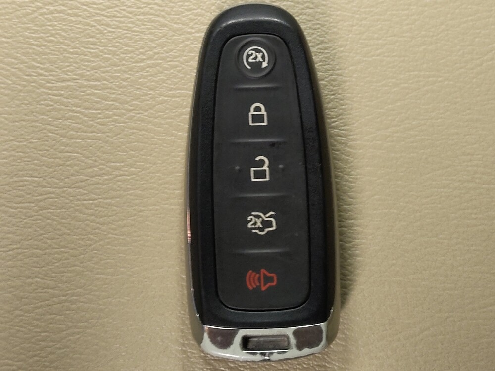 2019 Ford Flex in Houston, TX 77034 - 18117536 32