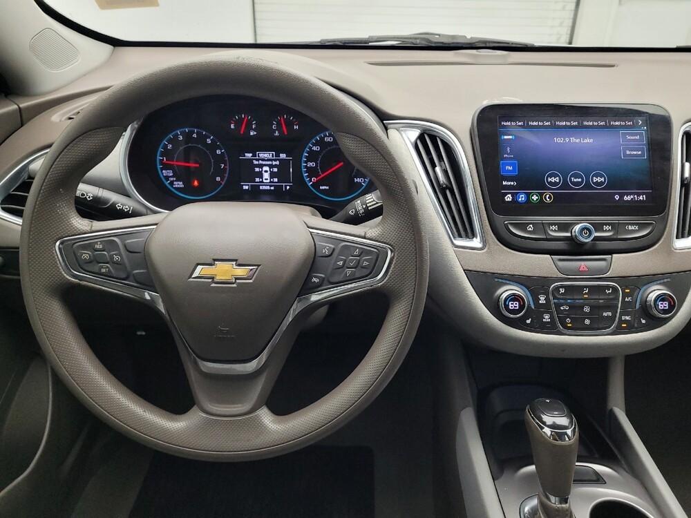 2019 Chevrolet Malibu in Raleigh, NC 27604 - 18117537 22