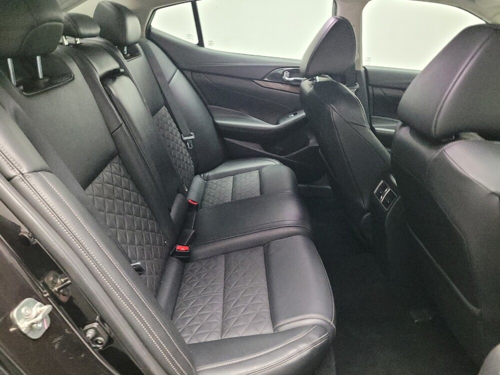 2017 Nissan Maxima in Downey, CA 90241 - 18117539 19