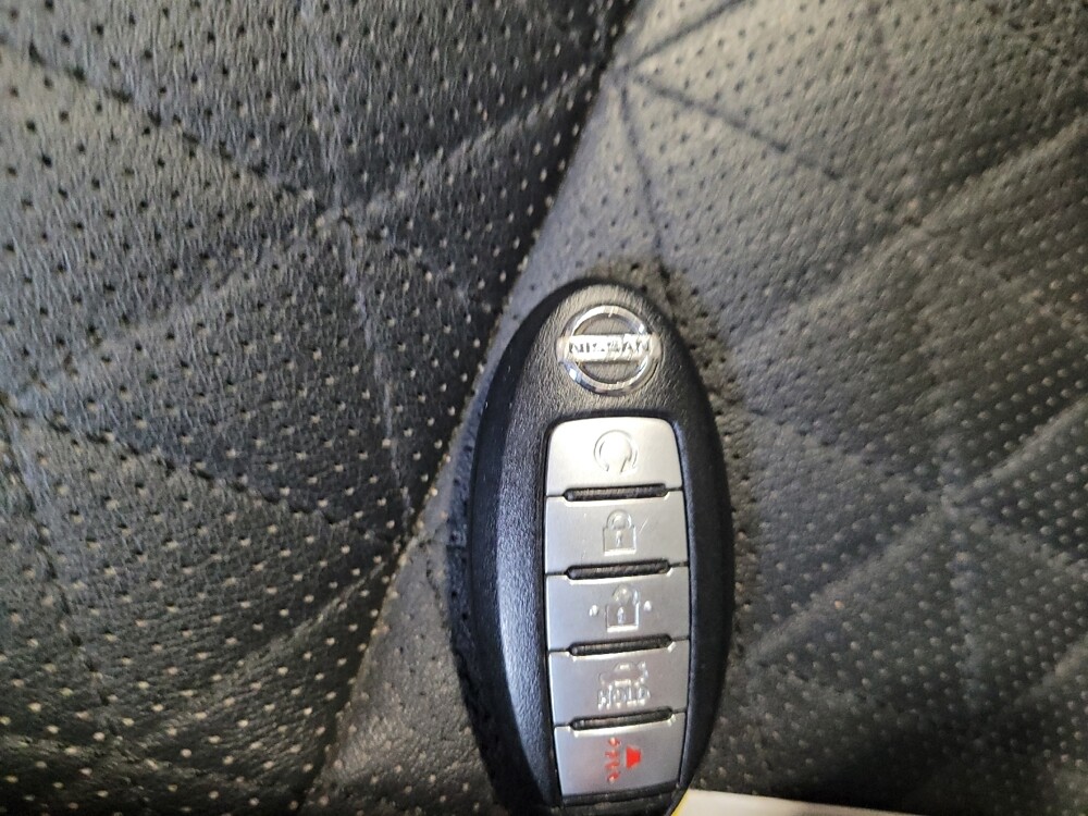 2017 Nissan Maxima in Downey, CA 90241 - 18117539 32