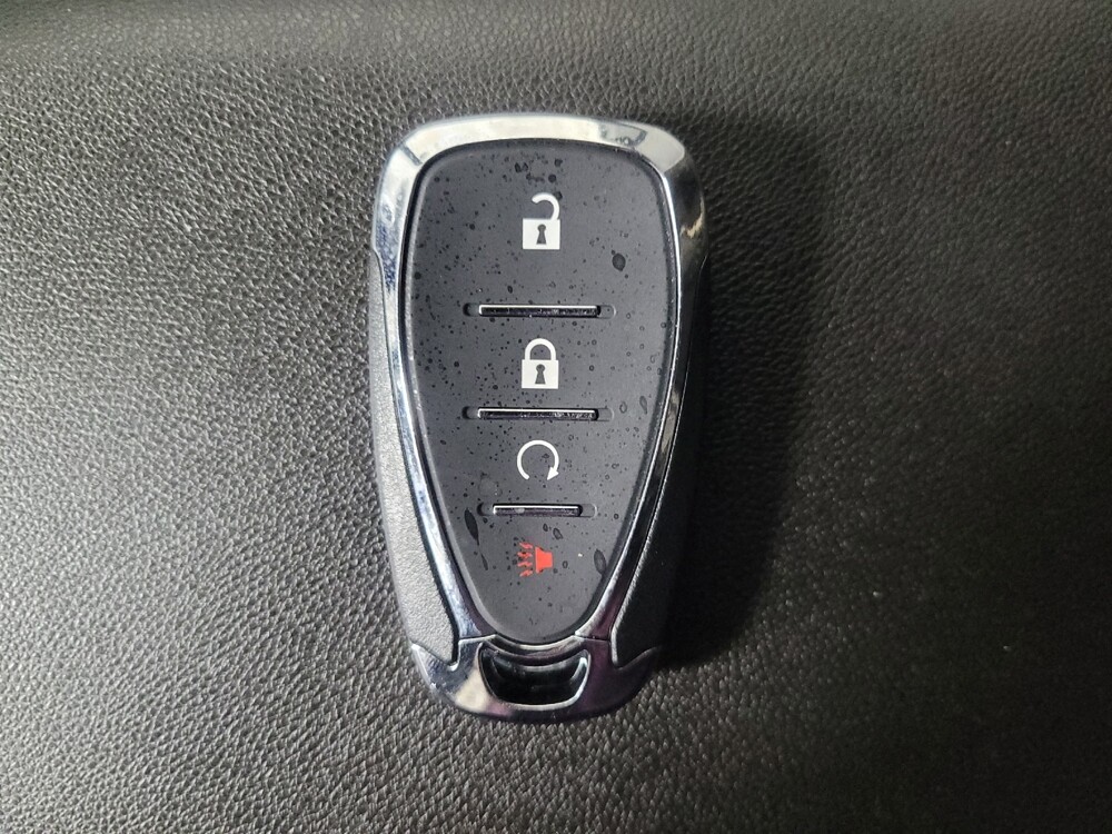 2020 Chevrolet Equinox in Stone Mountain, GA 30083 - 18117547 32