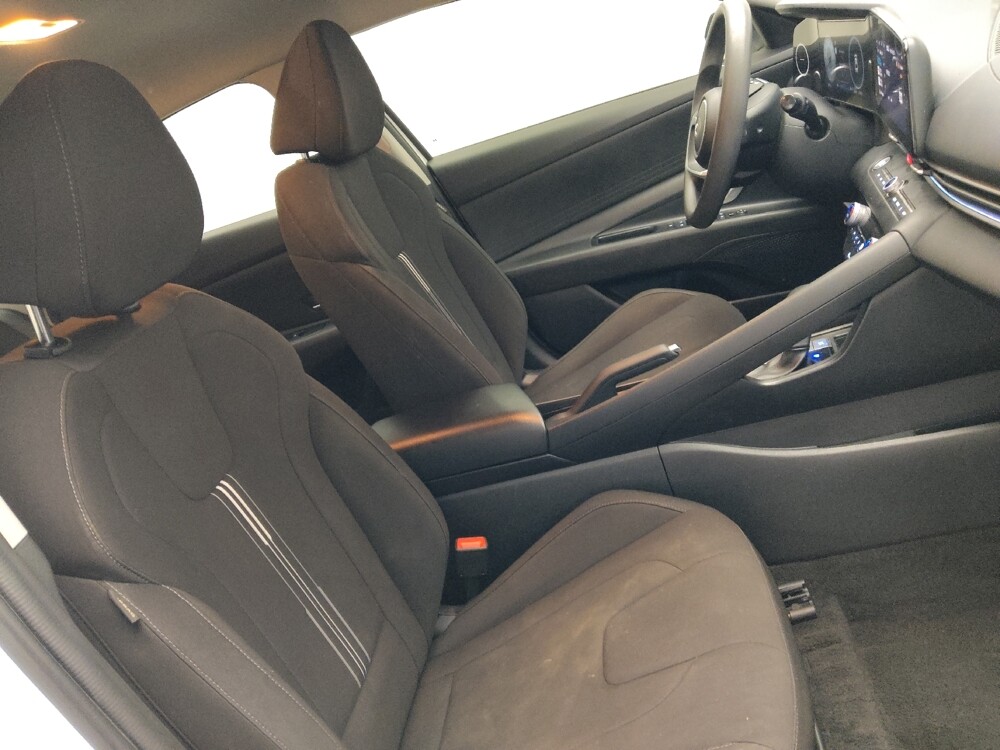2024 Hyundai Elantra in Chattanooga, TN 37421 - 18117549 21