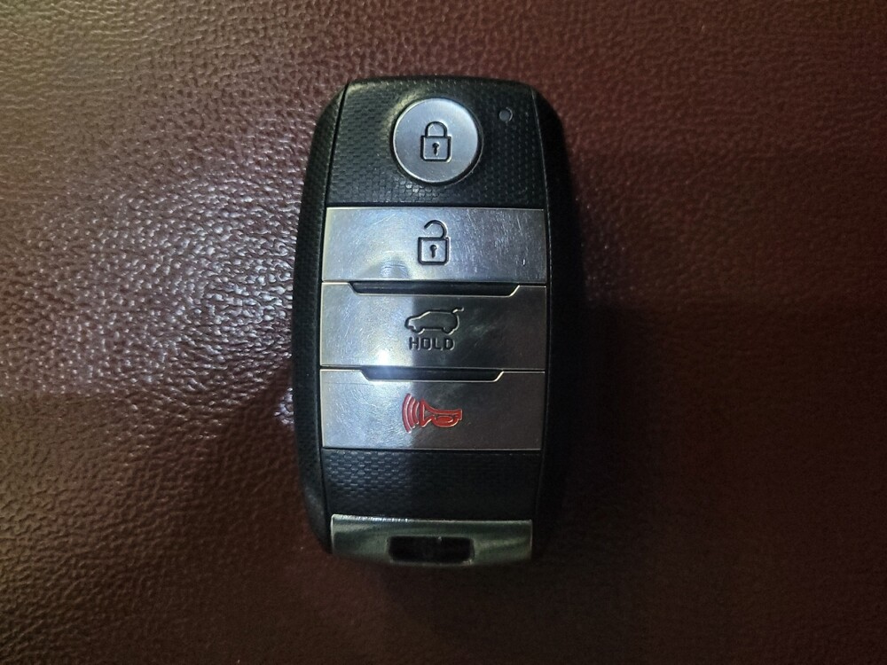 2018 Kia Sorento in Pelham, AL 35124 - 18117553 32