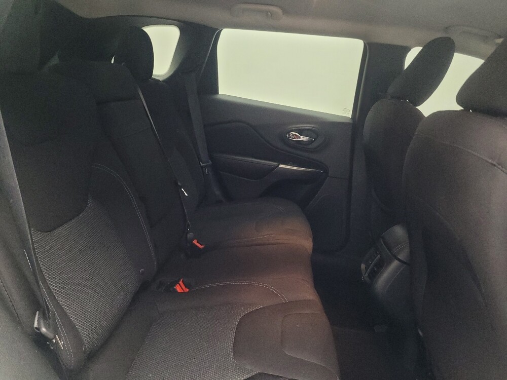 2019 Jeep Cherokee in Pelham, AL 35124 - 18117554 19