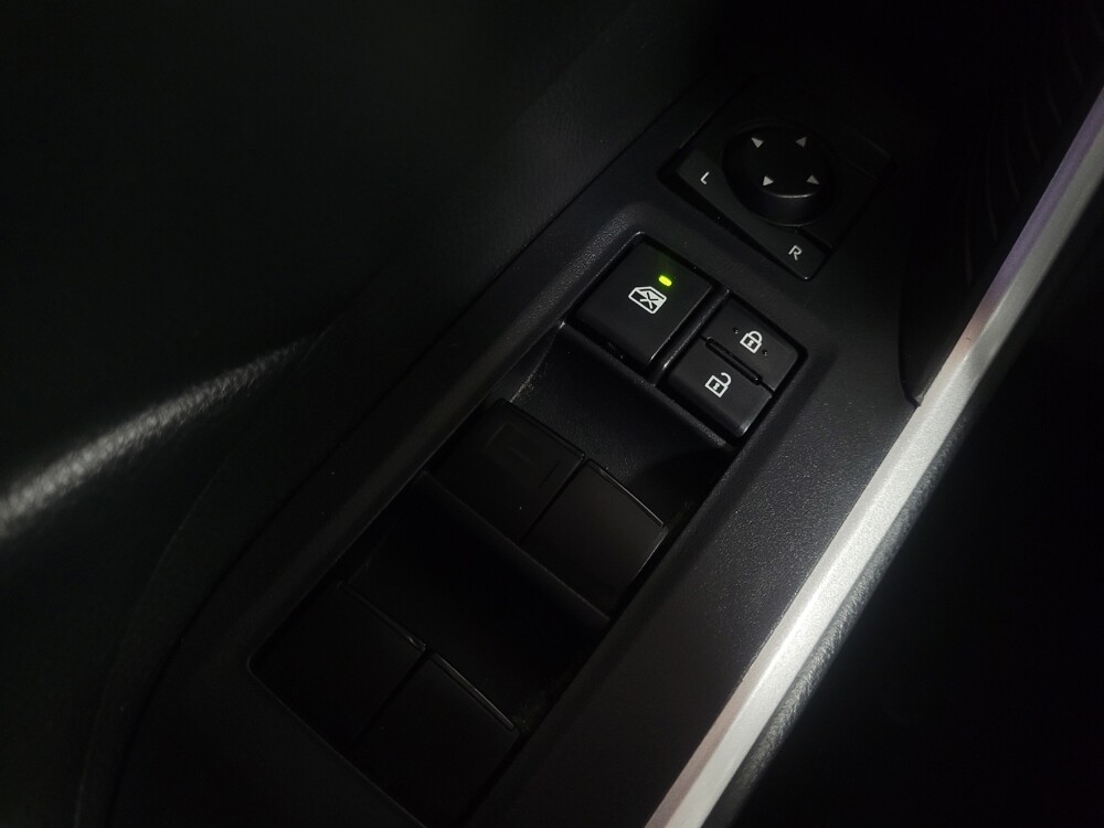 2021 Toyota RAV4 in Pelham, AL 35124 - 18117557 27