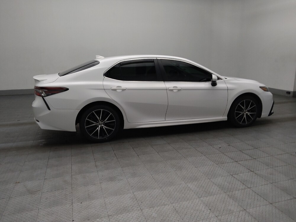 2021 Toyota Camry in Union City, GA 30291 - 18117562 10