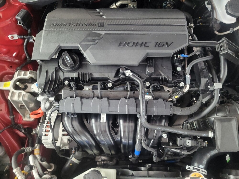 2024 Hyundai Elantra in Duluth, GA 30096 - 18117563 30