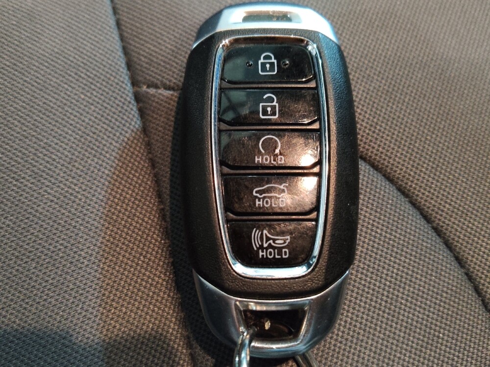 2023 Hyundai Elantra in Lewisville, TX 75067 - 18117569 32