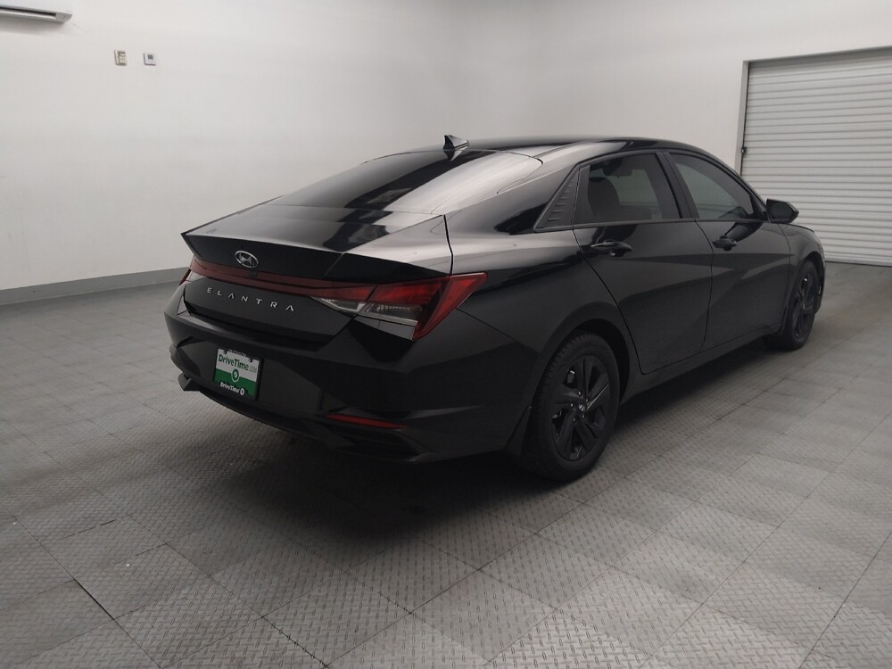 2023 Hyundai Elantra in Lewisville, TX 75067 - 18117569 9
