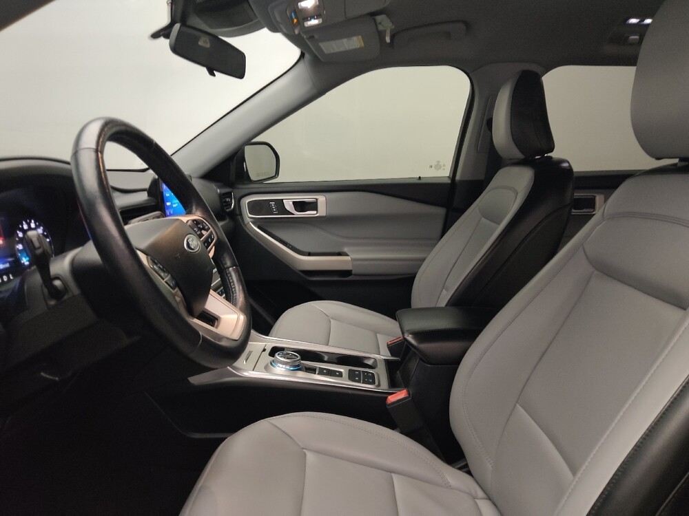 2021 Ford Explorer in Fort Worth, TX 76116 - 18117576 17