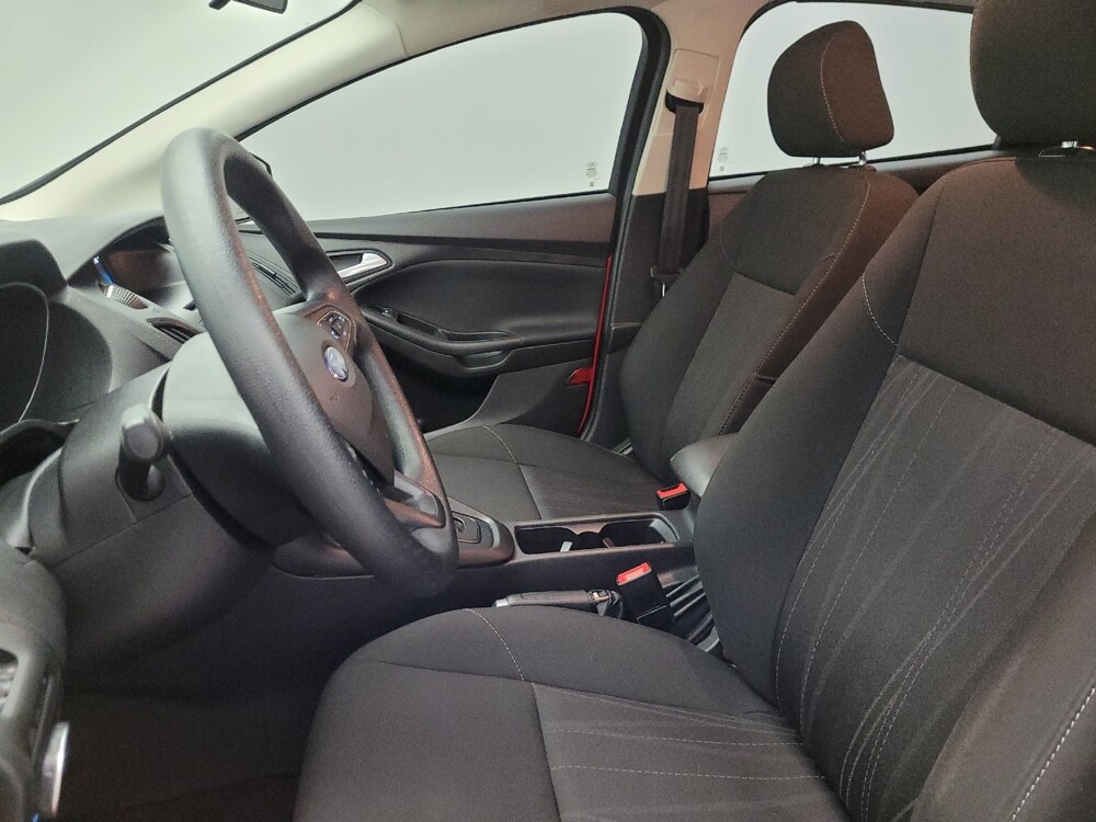 2017 Ford Focus in Mesa, AZ 85210 - 18117585 17