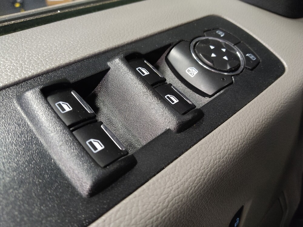 2017 Ford F150 in Mesa, AZ 85210 - 18117588 27