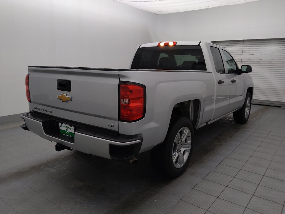 2019 Chevrolet Silverado 1500 in Tampa, FL 33619 - 18117592 9