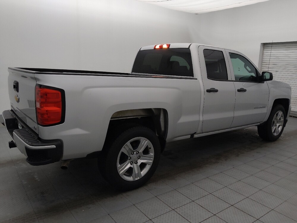 2019 Chevrolet Silverado 1500 in Tampa, FL 33619 - 18117592 10