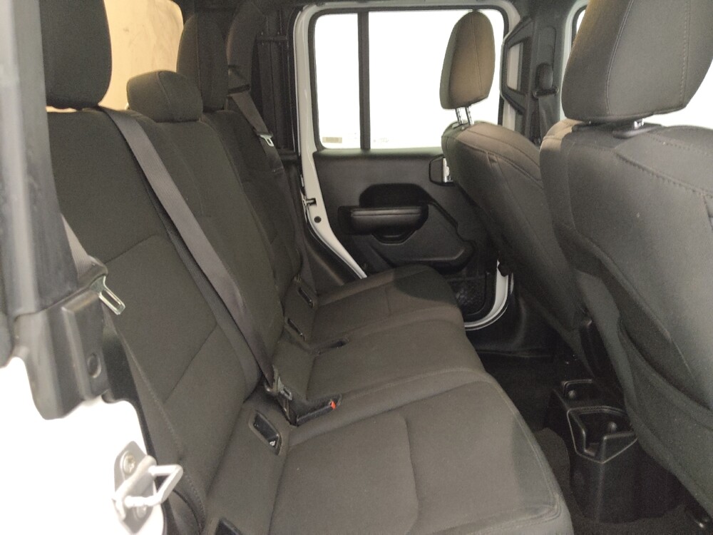 2020 Jeep Gladiator in Tampa, FL 33612 - 18117594 19