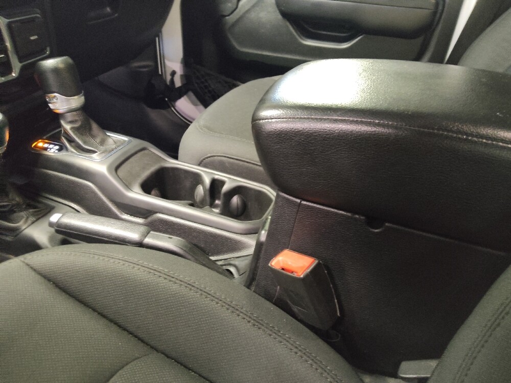 2020 Jeep Gladiator in Tampa, FL 33612 - 18117594 26