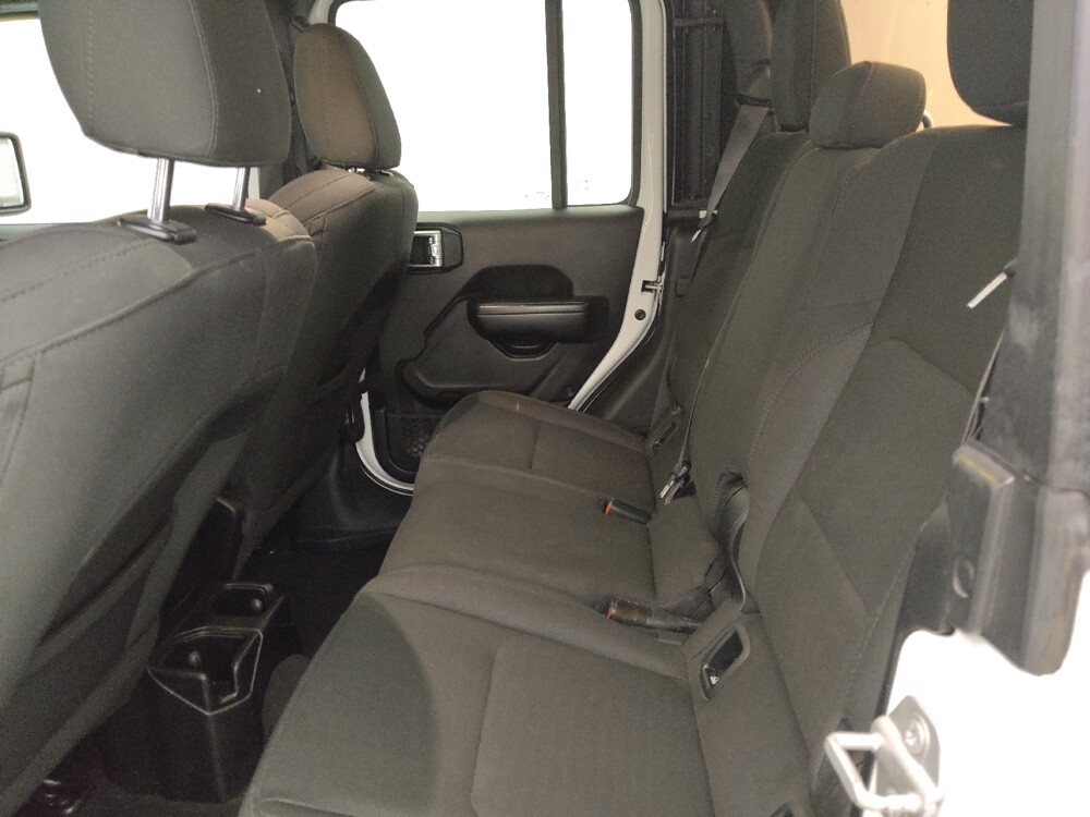 2020 Jeep Gladiator in Tampa, FL 33612 - 18117594 18