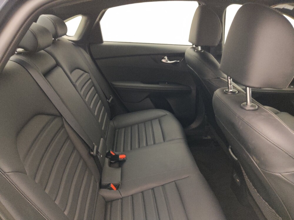 2024 Kia Forte in Tampa, FL 33612 - 18117598 19