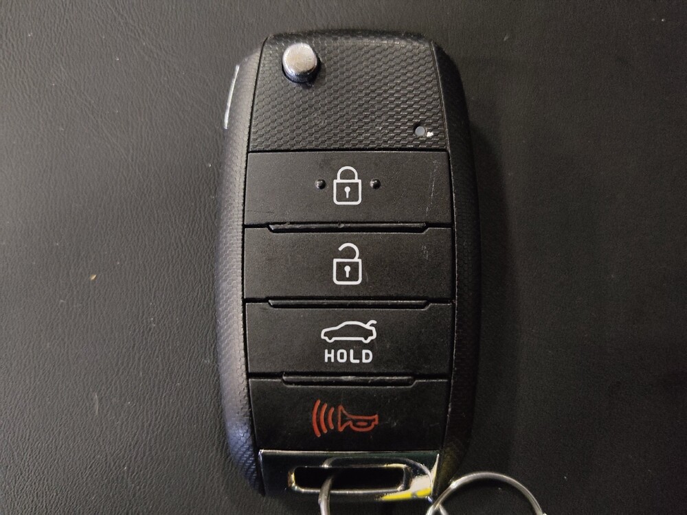 2019 Kia Forte in Fort Myers, FL 33907 - 18117600 32