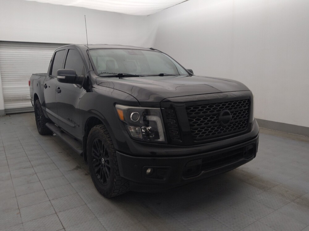 2019 Nissan Titan in Tampa, FL 33612 - 18117601 13
