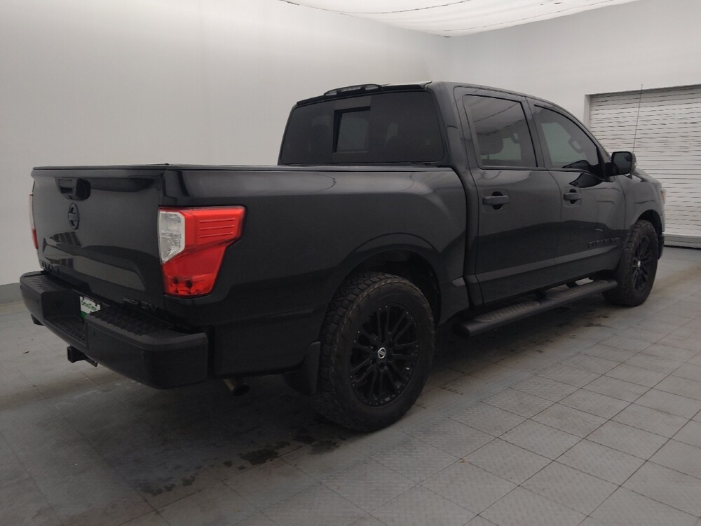 2019 Nissan Titan in Tampa, FL 33612 - 18117601 10
