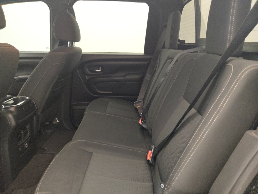 2019 Nissan Titan in Tampa, FL 33612 - 18117601 18