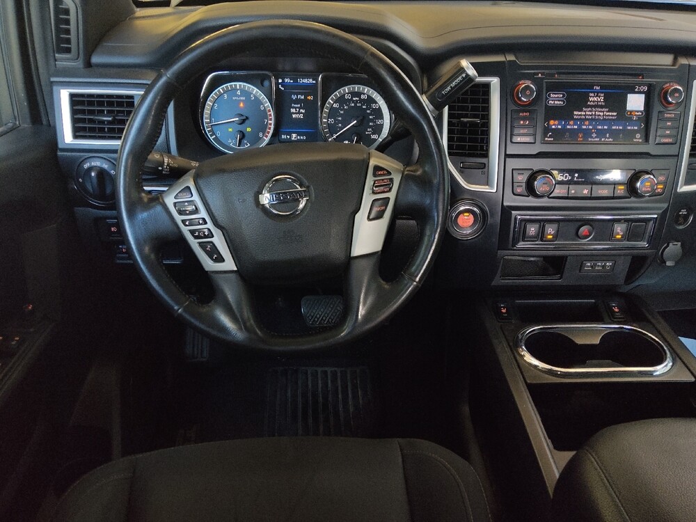 2019 Nissan Titan in Tampa, FL 33612 - 18117601 22