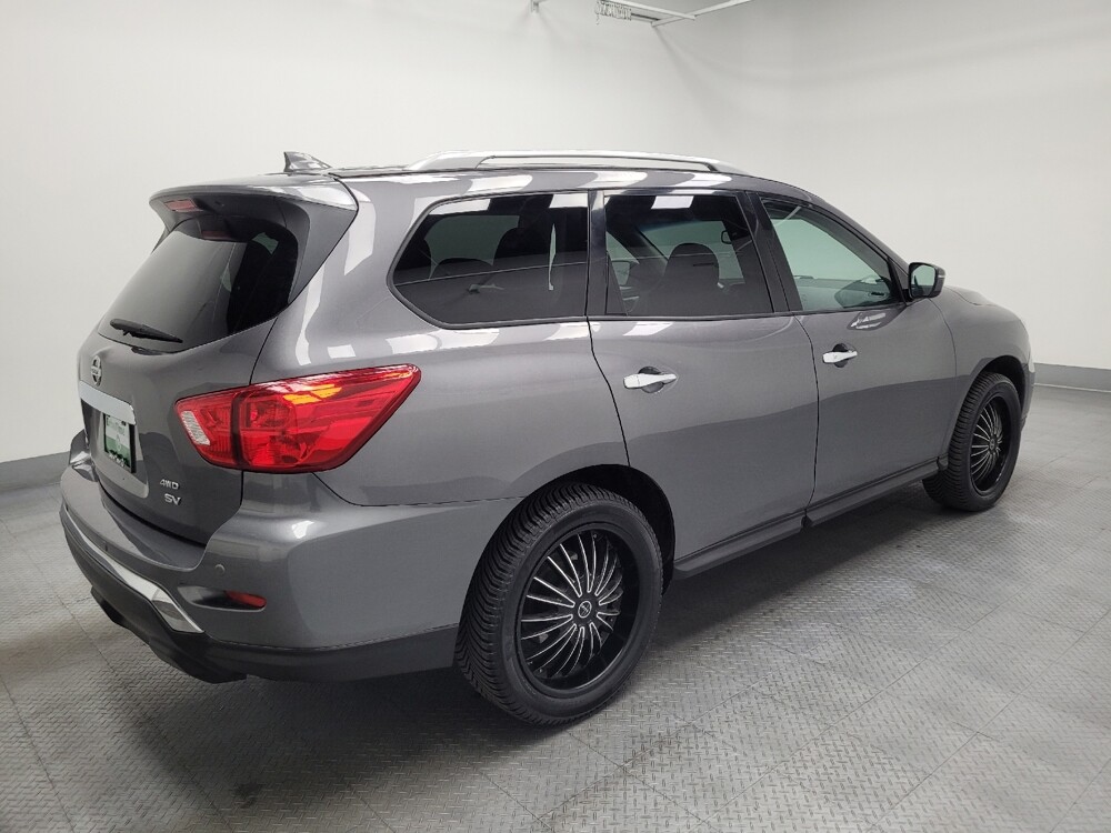 2019 Nissan Pathfinder in Las Vegas, NV 89104 - 18117604 10