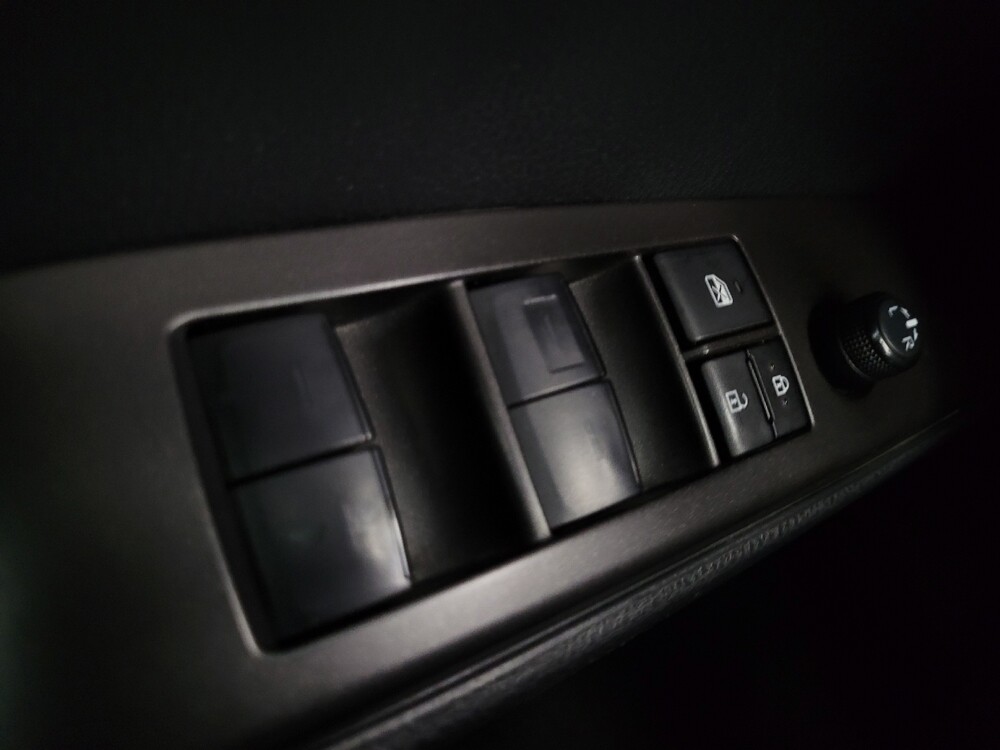 2023 Toyota Camry in Las Vegas, NV 89104 - 18117608 27