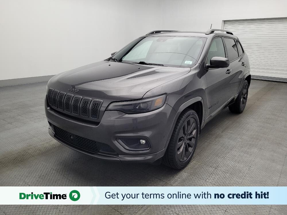 2019 Jeep Cherokee in Gainesville, FL 32609 - 18117612