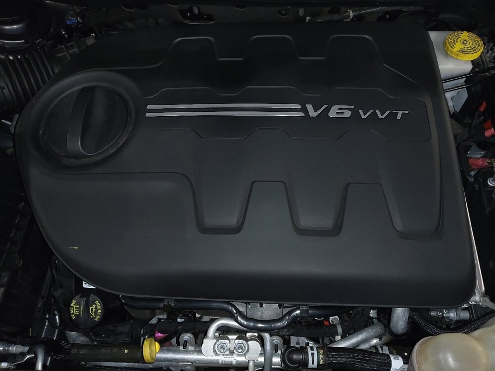 2019 Jeep Cherokee in Gainesville, FL 32609 - 18117612 30