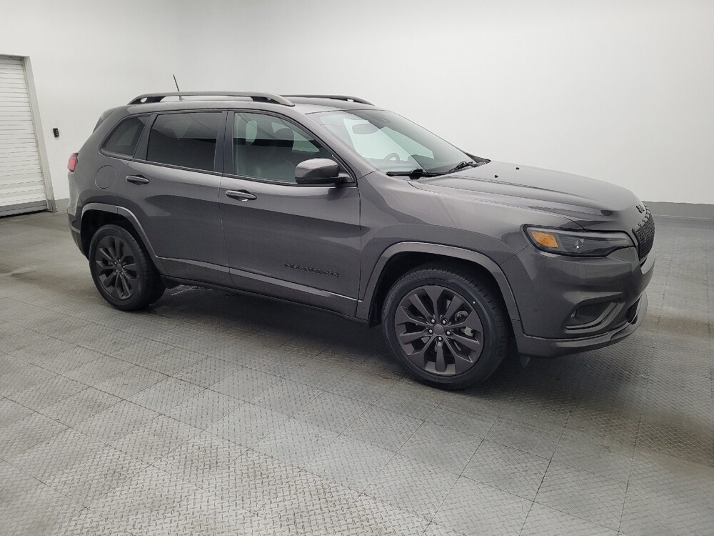 2019 Jeep Cherokee in Gainesville, FL 32609 - 18117612 11