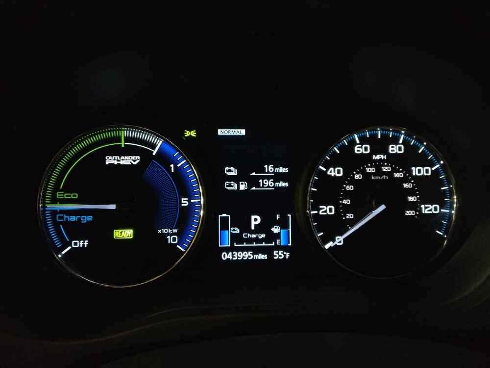 2022 Mitsubishi Outlander in Pensacola, FL 32505 - 18117615 23