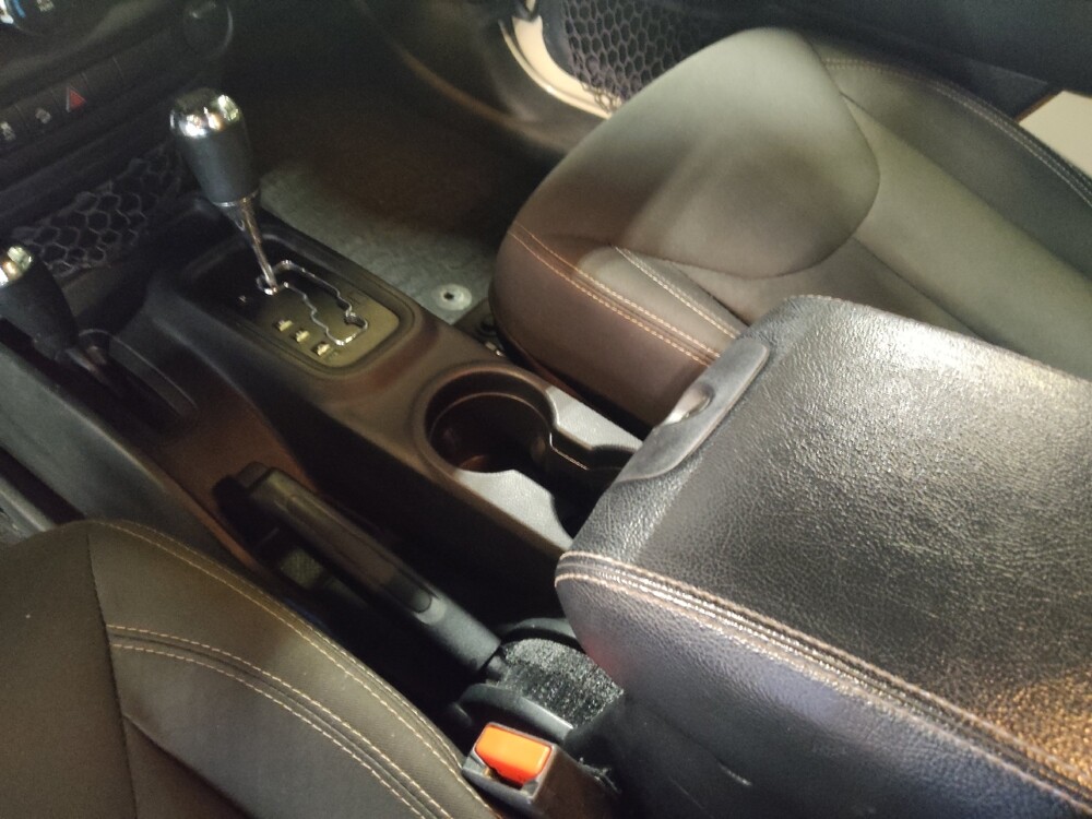 2018 Jeep Wrangler in Sanford, FL 32773 - 18117623 26