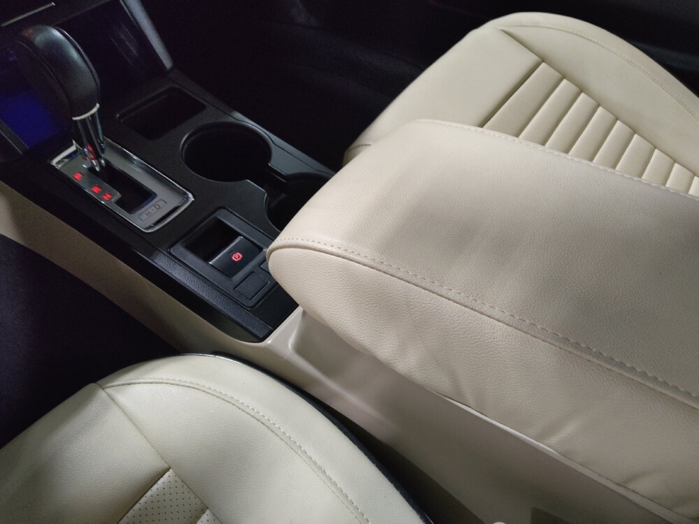 2017 Subaru Legacy in Orlando, FL 32808 - 18117628 26