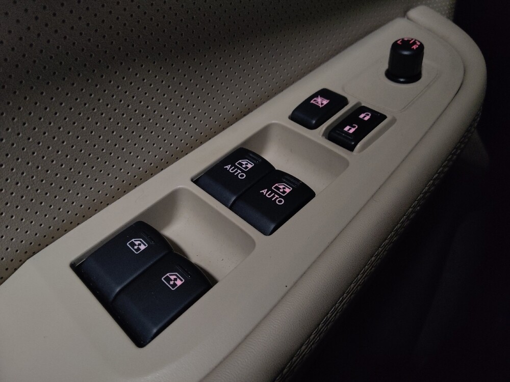 2017 Subaru Legacy in Orlando, FL 32808 - 18117628 27