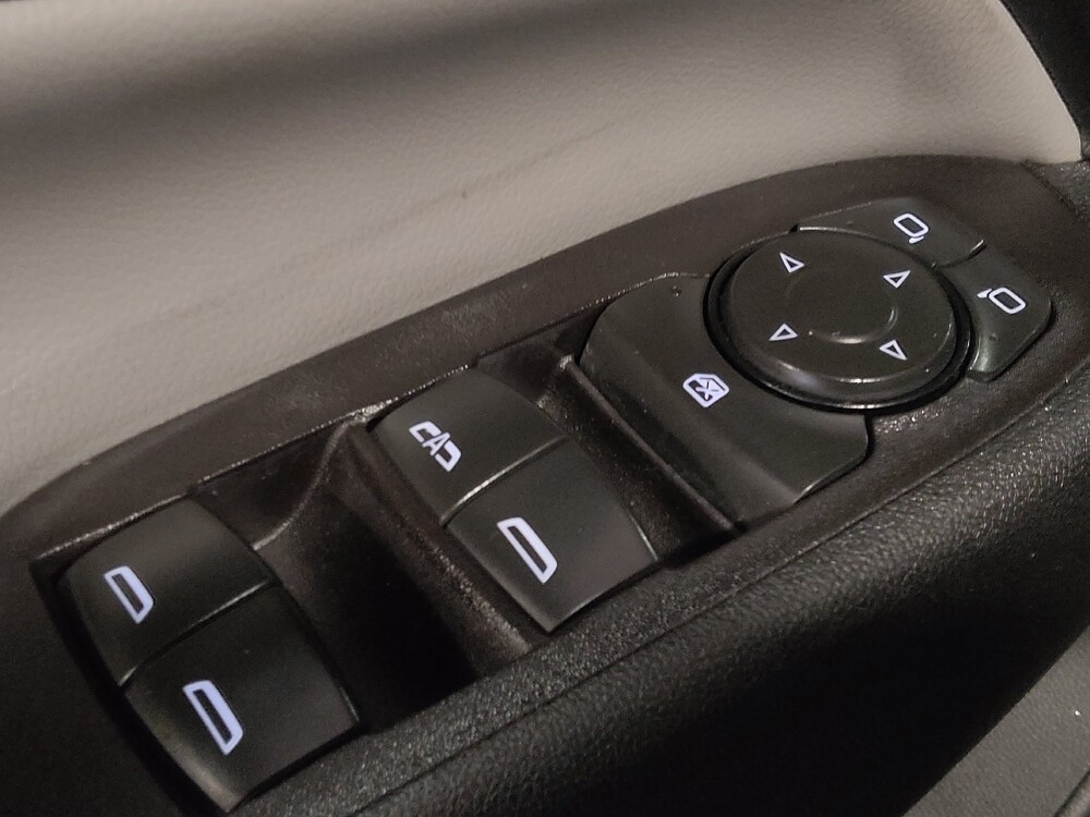 2021 Chevrolet Equinox in Pensacola, FL 32505 - 18117632 27