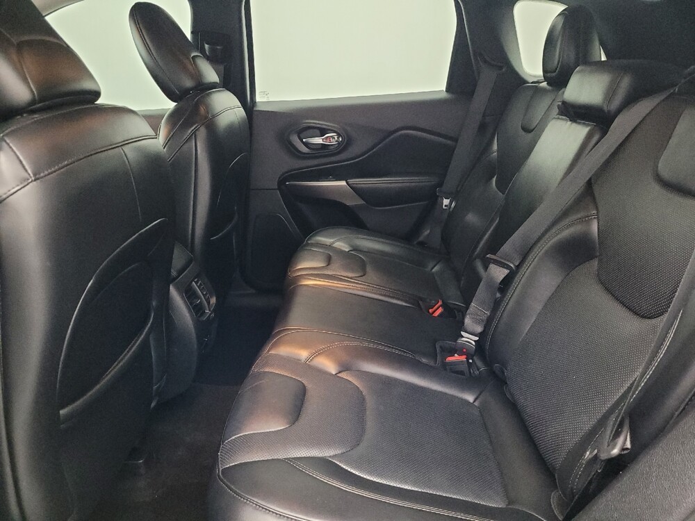 2020 Jeep Cherokee in Gainesville, FL 32609 - 18117641 18